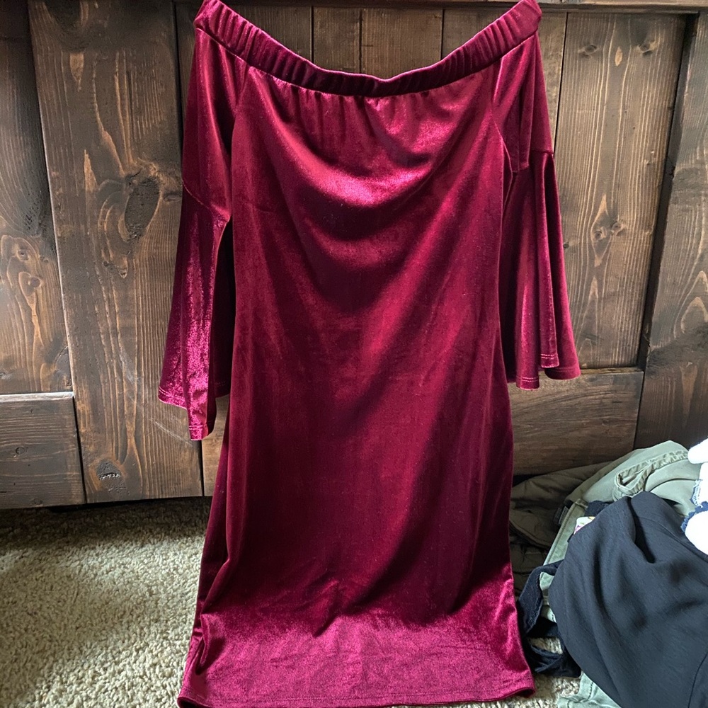 Gianni Bini velvet dress